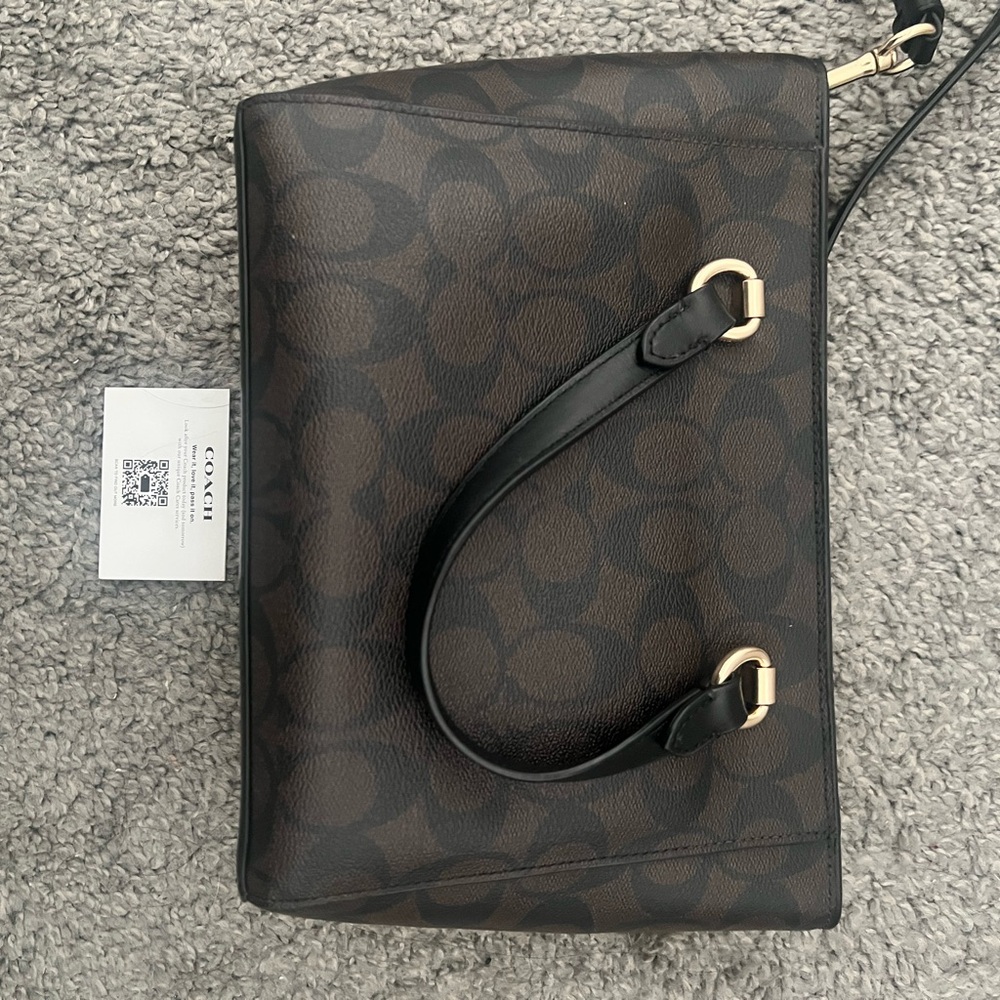 Coach Black and Brown Signature Shoulder Bag - Picture 2 of 5